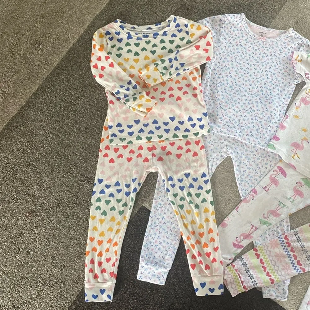 Girl pajamas bundle x4